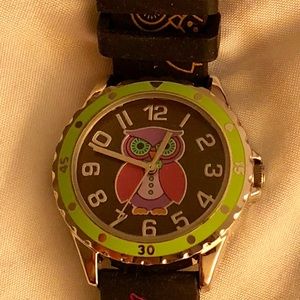 Adorable Decoratively OWL WATCH